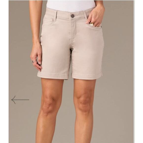 Wit & Wisdom Womens Shorts Size 14 Ab Solution Tan Khaki Stretch 7" Inseam - Picture 1 of 5